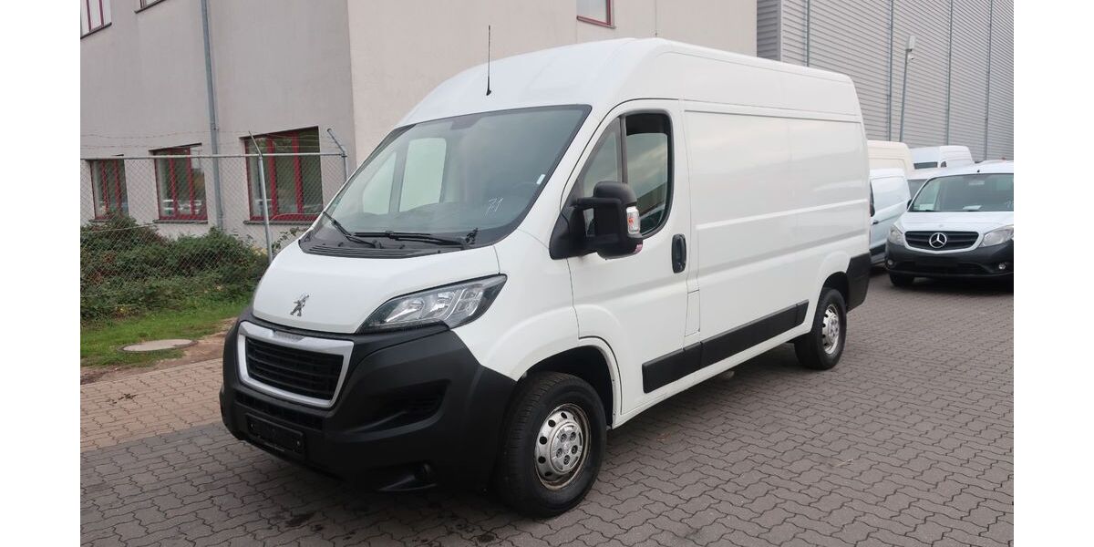 Peugeot Boxer 182.964 km 11.900 € Hannover 30179