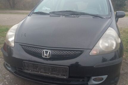 Honda Jazz 241.155 km 800 € Chemnitz 09120