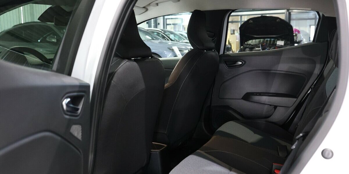 Mitsubishi Colt 1.0 SCe PLUS WHITE / LED, VIRTUAL-COCKPIT 30.000 km 15.555 &euro; Hamm 59077