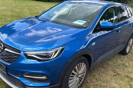 Opel Grandland (X) 129.000 km 11.000 &euro; Lübeck 23560