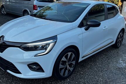 Renault Clio 11.370 km 14.900 &euro; Erding 85435