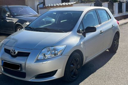 Toyota Auris 96.000 km 5.990 &euro; Ingolstadt 85055