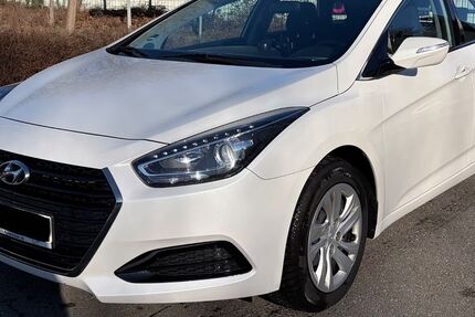 Hyundai i40 150.000 km 8.700 &euro; Pfullingen 72793