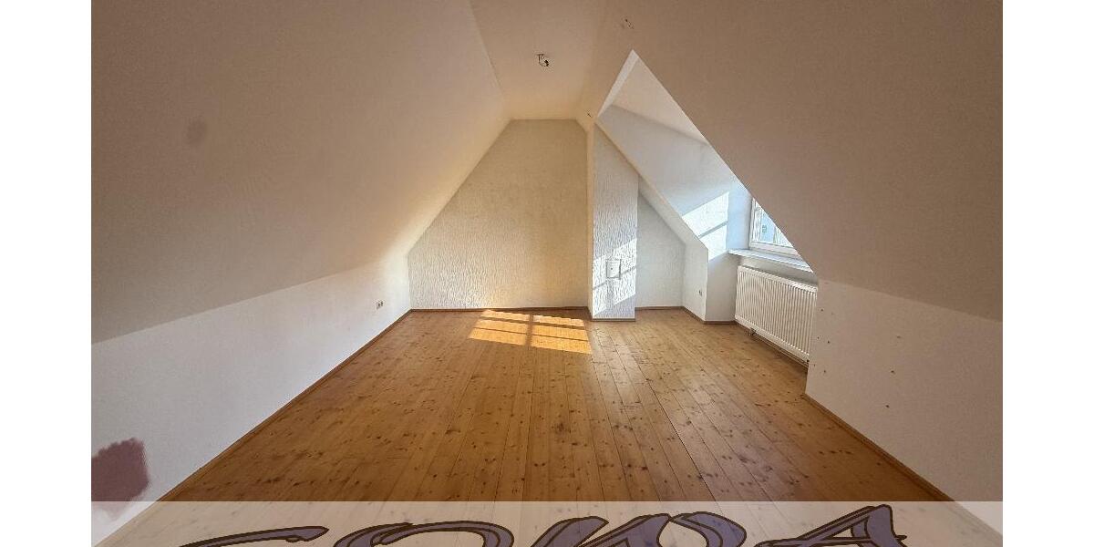 Charmantes Stadthaus in zentraler Lage in Neuburg - ideal für Familien oder Paare - Ein Objekt von Ihrem Immobilienpartner SOWA Immobilien und Finanzen - Mehrfamilienhaus, Wohnhaus Neuburg | Angebot:26729139