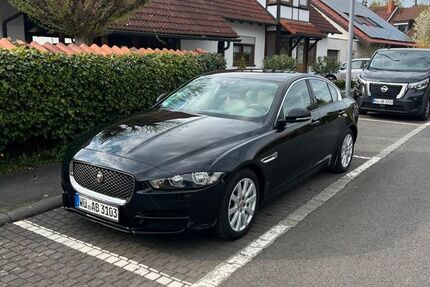 Jaguar XE 106.328 km 13.000 &euro; Würzburg 97084