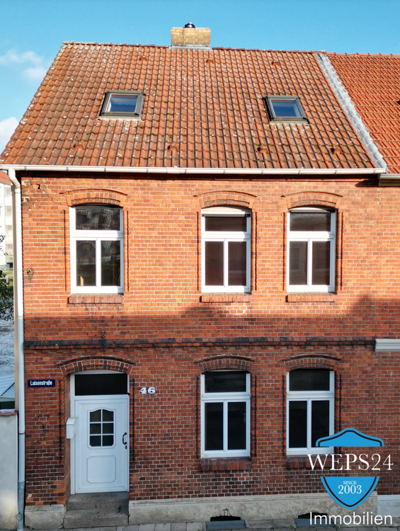 Haus zum Kaufen in Tangermünde 110.000 € 150 m² 7 zimmer