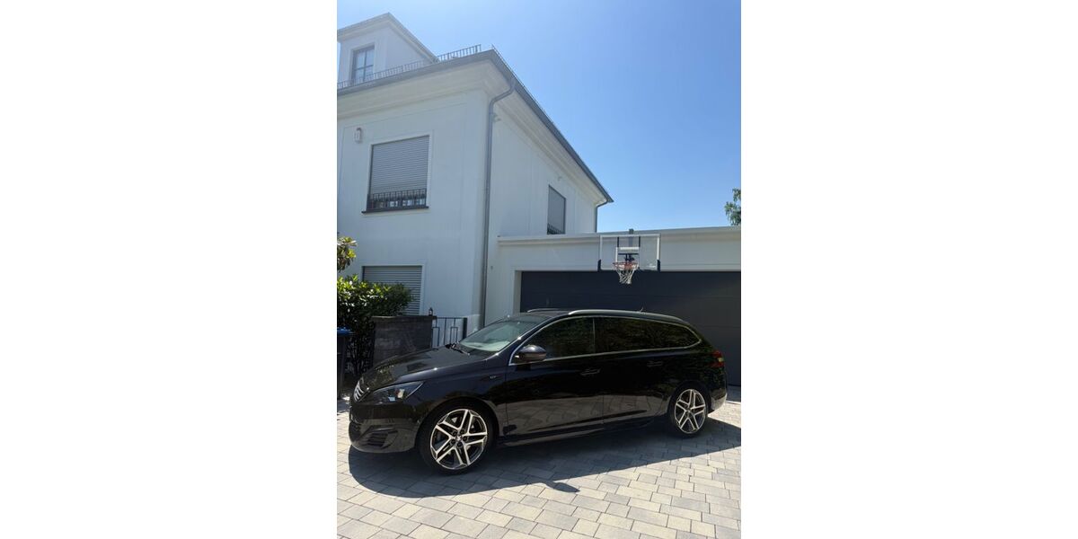 Peugeot 308 131.000 km 12.500 &euro; Oberursel 61440