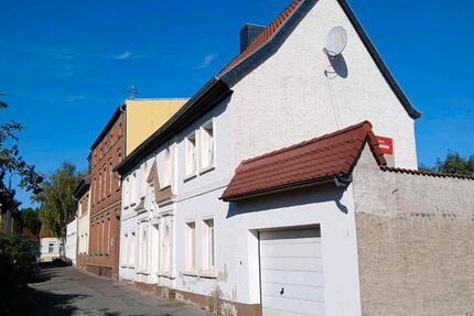 Haus Calbe (Saale) - 5 Zimmer, 165 m&sup2;, 169.000&euro; | Angebot:27454185