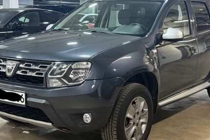 Dacia Duster 71.950 km 8.999 &euro; München 81677