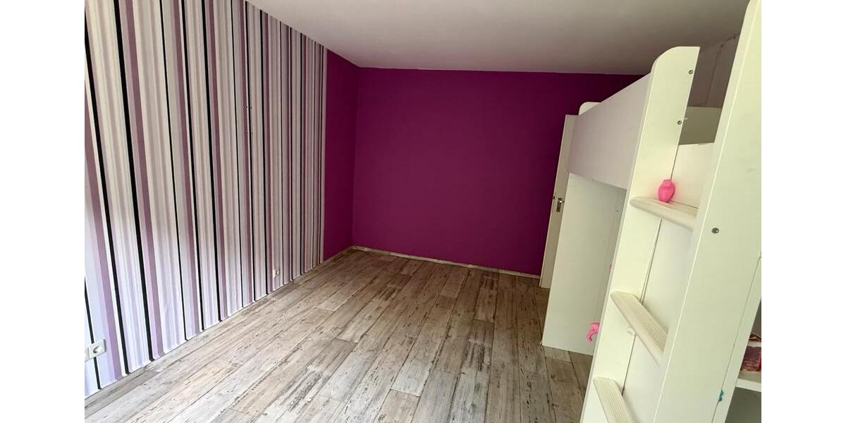 Bungalow Neuhausen/Spree Spree - 7 Zimmer, 234 m&sup2;, 279.000&euro; | Angebot:27083385