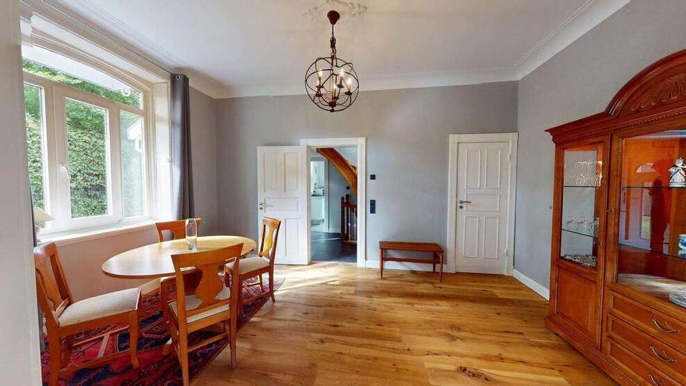 Renoviertes Altbau-Haus aus der Gründerzeit in Bauernhaus-Umgebung Alt-Osdorf 5 zimmer