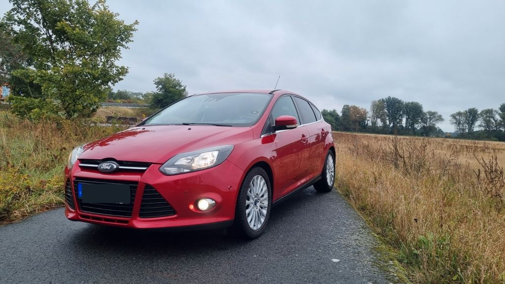 Ford Focus 131.000 km 5.150 &euro; Oberkrämer 16727