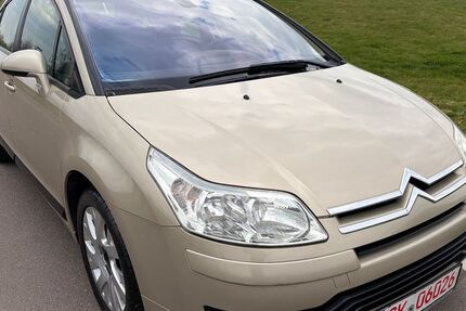 Citroen C4 116.000 km 2.499 &euro; HALLE 06116