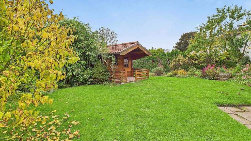Einfamilienhaus mit Wohlfühlcharakter und Gartenidylle! 6 zimmer