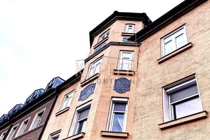 Charmante Altbauwohnung auf zwei Etagen - mitten in der Stadt! 5 zimmer