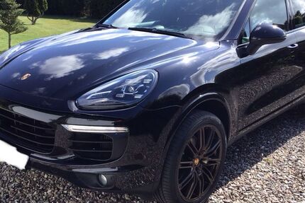 Porsche Cayenne 113.000 km 41.990 &euro; Zingst 18374