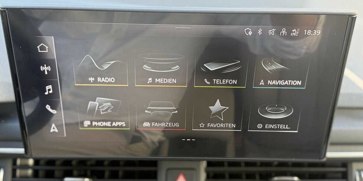 Audi A4 40 TDI ADVANCED/VIRTUAL COCKPIT/KAMERA/1.HAND 85.539 km 22.900 &euro; Villingen-Schwenningen 78054