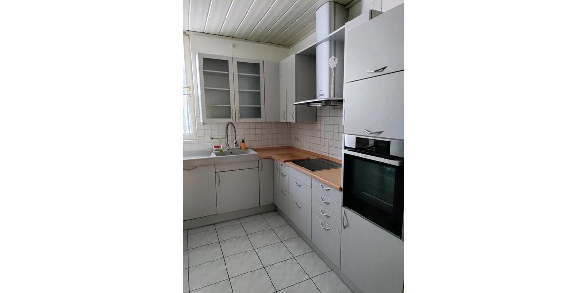 Etagenwohnung Pforzheim Nordstadt - 4 Zimmer, 113 m&sup2;, 298.000&euro; | Angebot:27085451