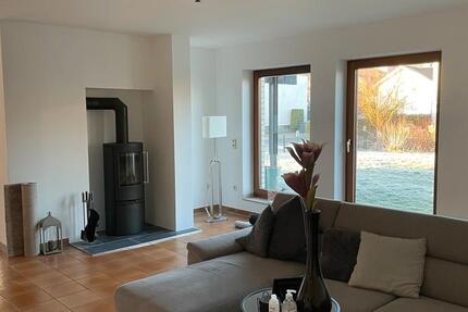 Wohnung Bad Driburg - 6 Zimmer, 150 m&sup2;, 1.425&euro; | Angebot:26349018