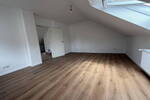 Frisch sanierte 44 m² Dachgeschoss-SingleWohnung - nur 3 Min. zum Phoenixsee, Dortmund-Schüren