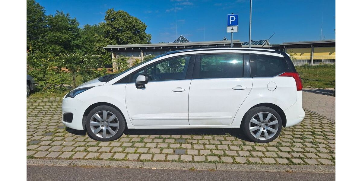 Peugeot 5008 107.750 km 8.900 &euro; Kirchheim am Neckar 74366