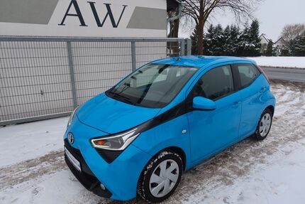 Toyota Aygo (X) 41.000 km 9.200 &euro; Groß Oesingen 29393