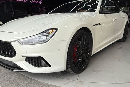 Maserati Ghibli 20.087 km 49.990 &euro; Berlin 12277