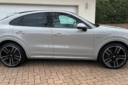Porsche Cayenne 21.000 km 87.990 &euro; Herrenberg 71083