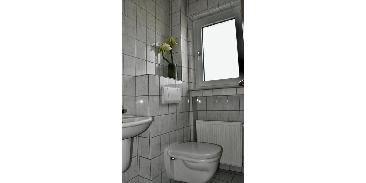 Wohnung direkt in Neuhof - 82m² - 45 Zimmer 5 zimmer