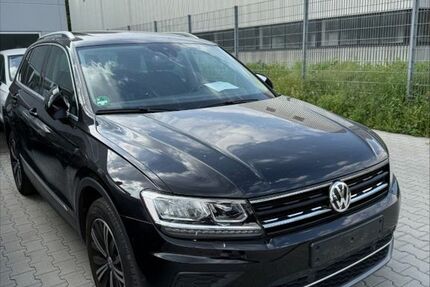 VW Tiguan 40.210 km 26.950 &euro; Moenchengladbach 41063