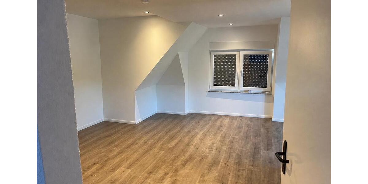 Etagenwohnung Brake (Unterweser) - 2 Zimmer, 65 m&sup2;, 915&euro; | Angebot:26412726