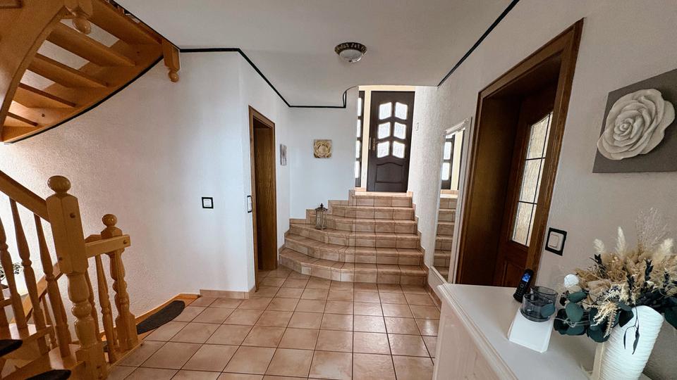 Einfamilienhaus Dingelstädt - 6 Zimmer, 203 m&sup2;, 359.000&euro; | Angebot:26041857