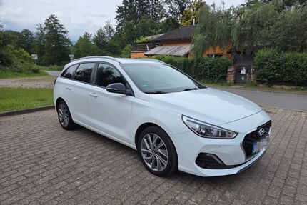 Hyundai i30 119.670 km 13.990 &euro; Höchst 64739