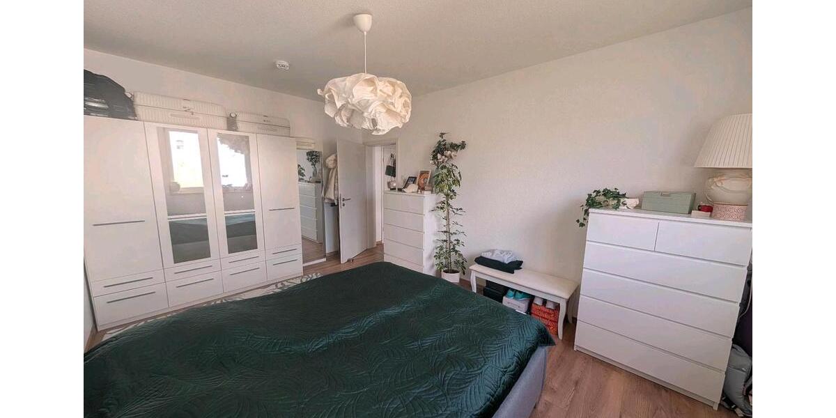 Etagenwohnung Sangerhausen - 3 Zimmer, 80 m&sup2;, 993&euro; | Angebot:26412768