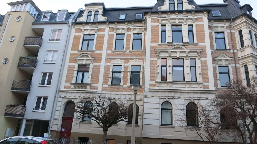 Einfamilienhaus Halle Am Wasserturm/Thaerviertel - 21 Zimmer, 720 m&sup2;, 1.200.000&euro; | Angebot:26453807