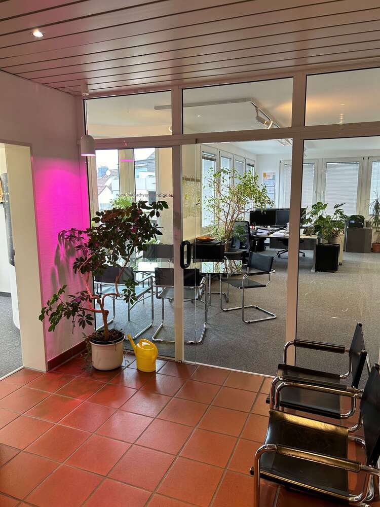 Büro in Odenthal 1.060 € 106 m²
