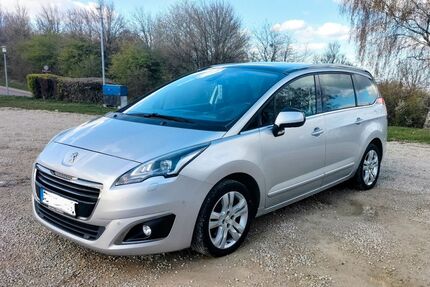 Peugeot 5008 170.000 km 8.495 &euro; Überherrn 66802