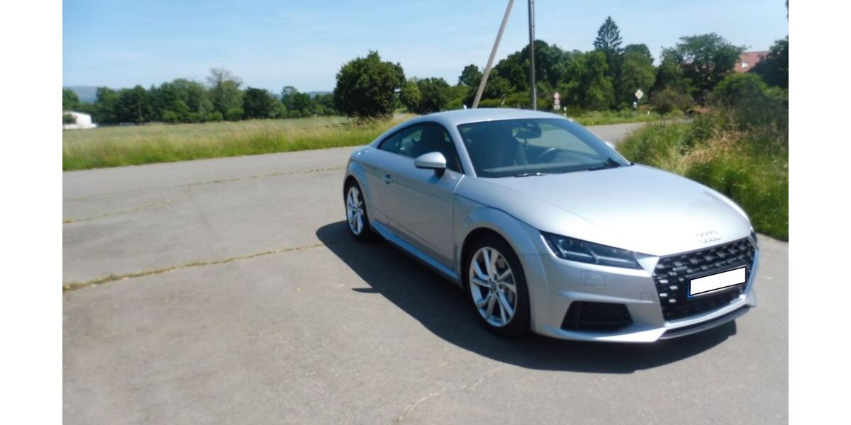 Audi TT 12.800 km 31.400 &euro; Hardegsen,nähe A7 37181