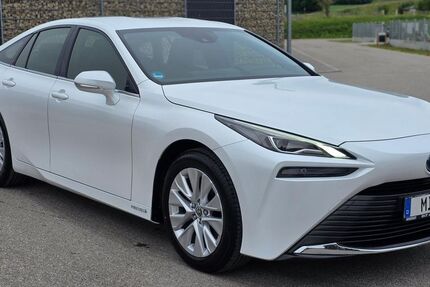 Toyota Mirai 2.367 km 13.900 &euro; Mühlhausen 92360