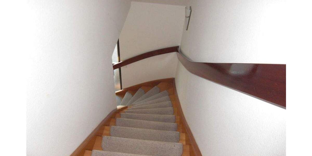 Schöne 2,5 Zi. Nichtraucher-DG-Wohnung mit EBK für 1-2 Erwachsene ohne Haustiere, ruhige Randlage 2 zimmer