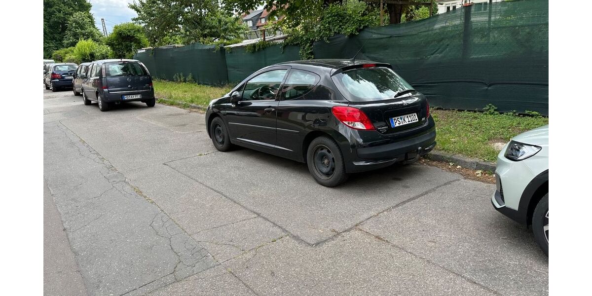 Peugeot 207 144.000 km 4.000 &euro; Pirmasens 66955