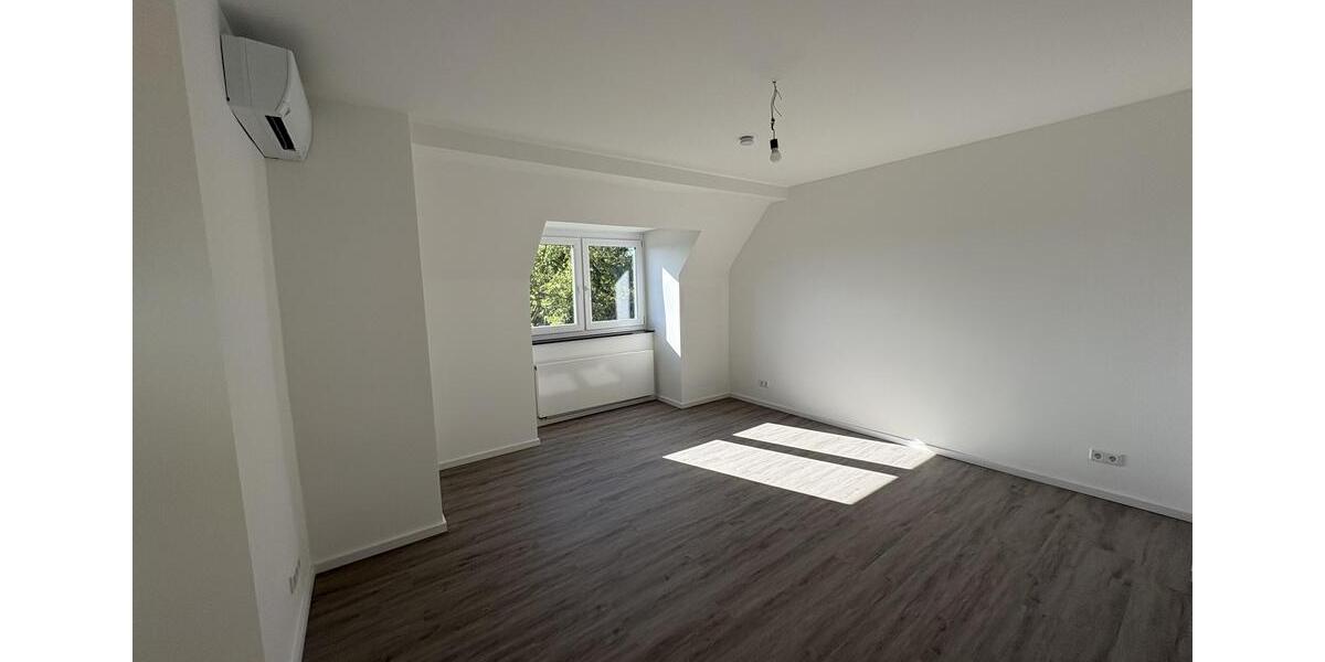 Maisonettenwohnung Köln Lindenthal - 5 Zimmer, 132 m&sup2;, 2.770&euro; | Angebot:26384132