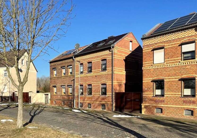 Haus zum Kaufen in Jeßnitz-Raguhn Raguhn 154.900 € 105.94 m²