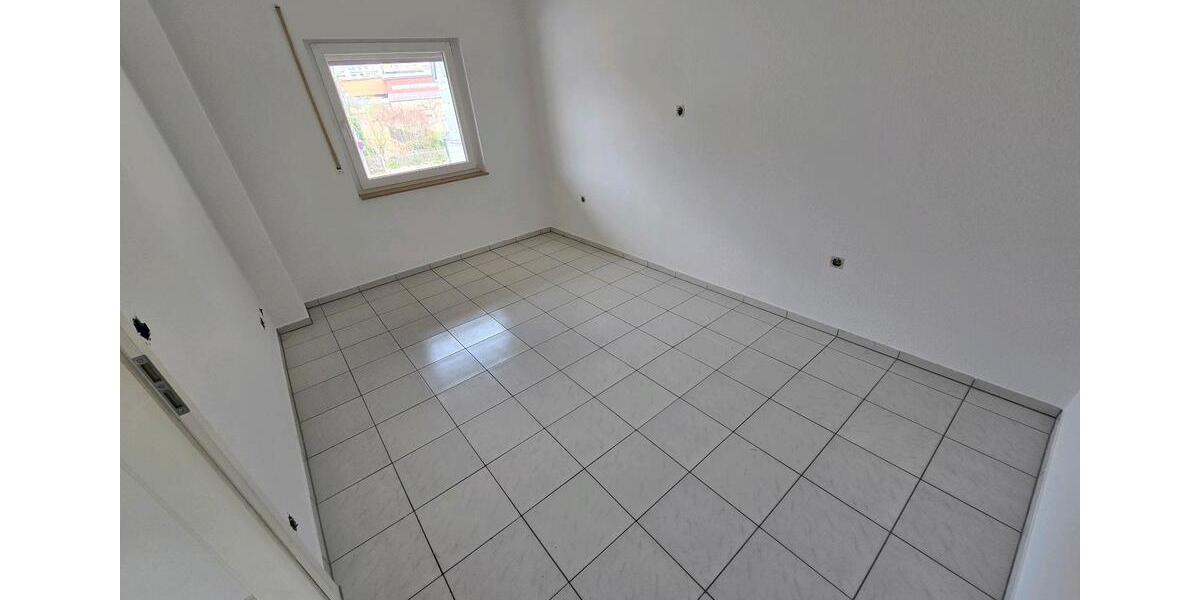 Reihenhaus Reinheim - 5 Zimmer, 125 m&sup2;, 1.450&euro; | Angebot:25977482