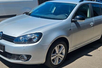 VW Golf 131.000 km 5.750 &euro; Aldingen 78554