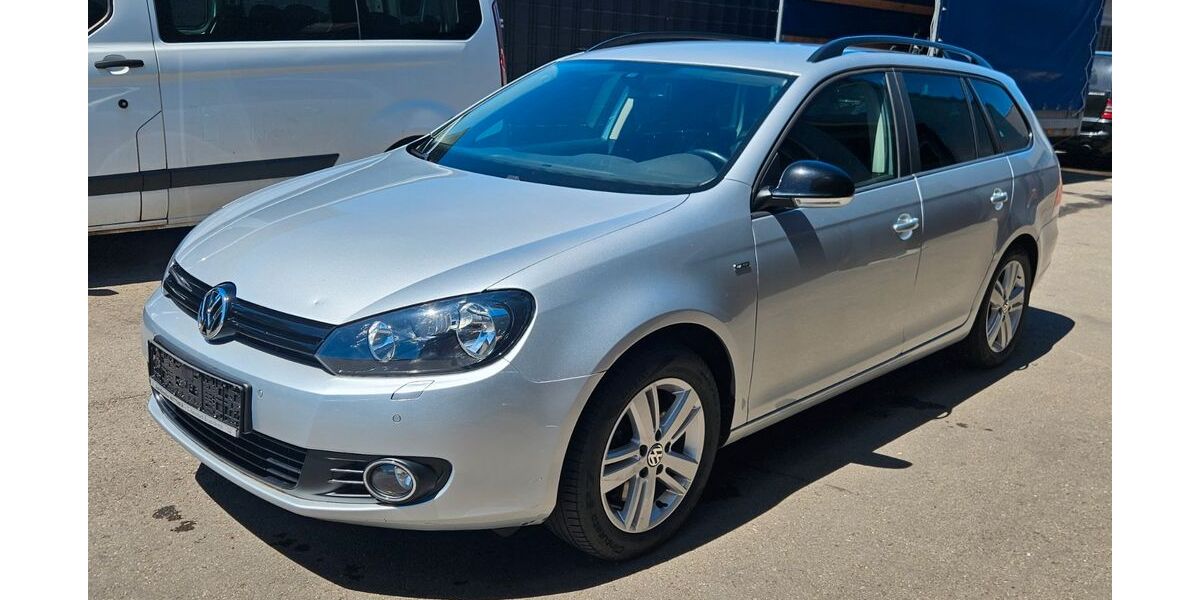 VW Golf 131.000 km 5.750 &euro; Aldingen 78554