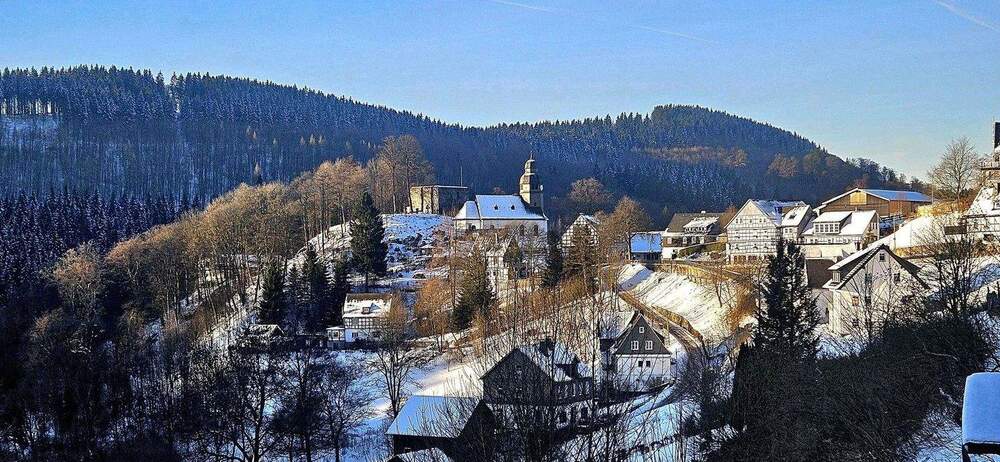 Etagenwohnung Schmallenberg Nordenau - 3 Zimmer, 74 m&sup2;, 140.000&euro; | Angebot:25271615