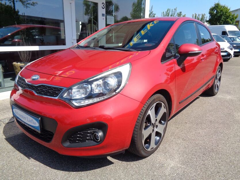 Kia Rio 90.200 km 7.900 € Augsburg 86179