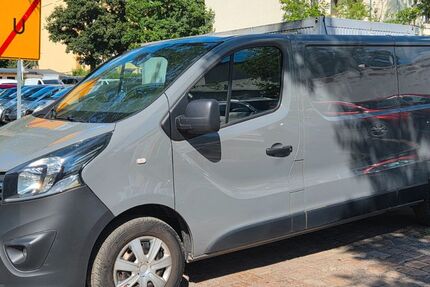 Opel Vivaro 146.700 km 9.000 &euro; Chemnitz 09120