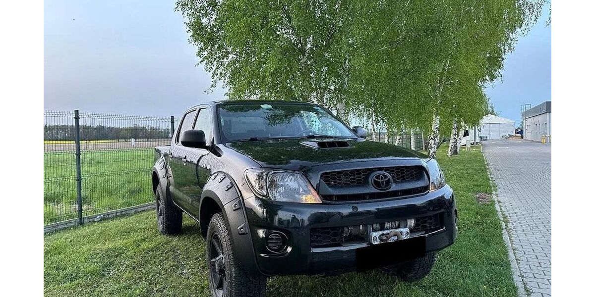 Toyota Hilux 189.000 km 14.000 &euro; Neu-Ulm 89231